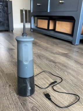 Water Flosser with 260ml tank